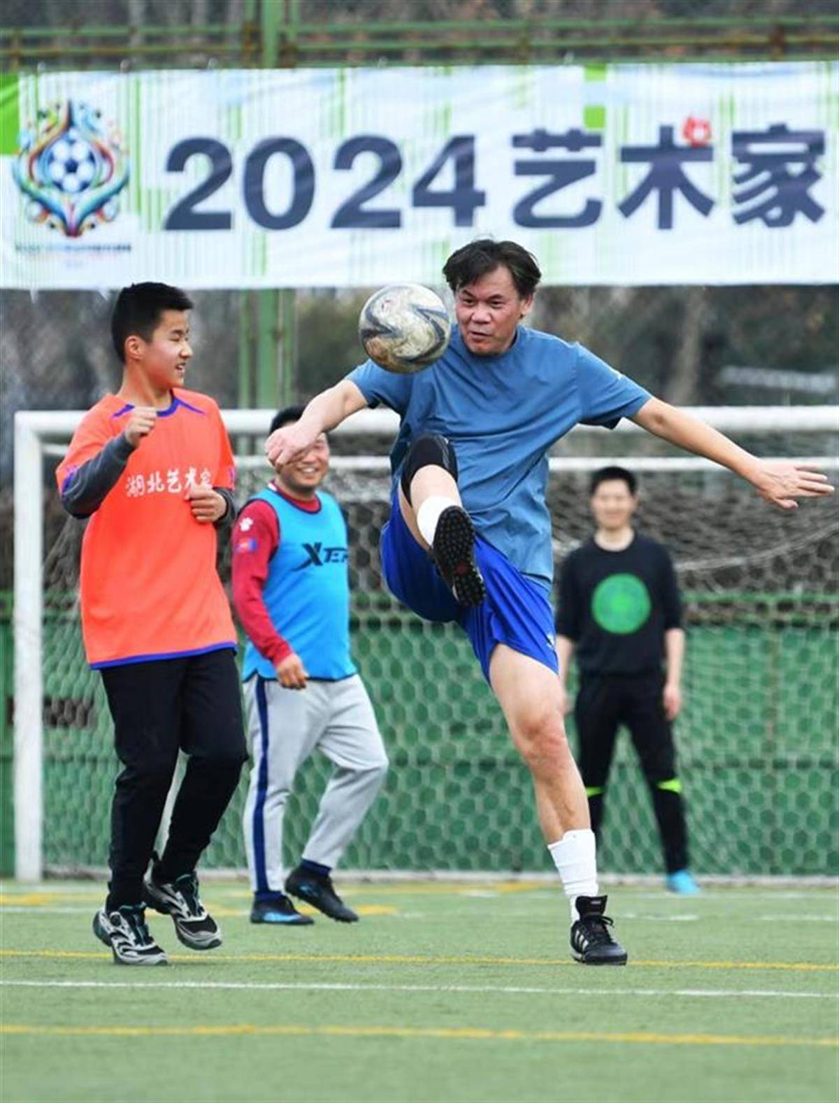 关于国安中场吊射破门，全场惊呼：这才是真正的足球艺术！的信息